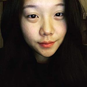 Meet your Posher, Hlee